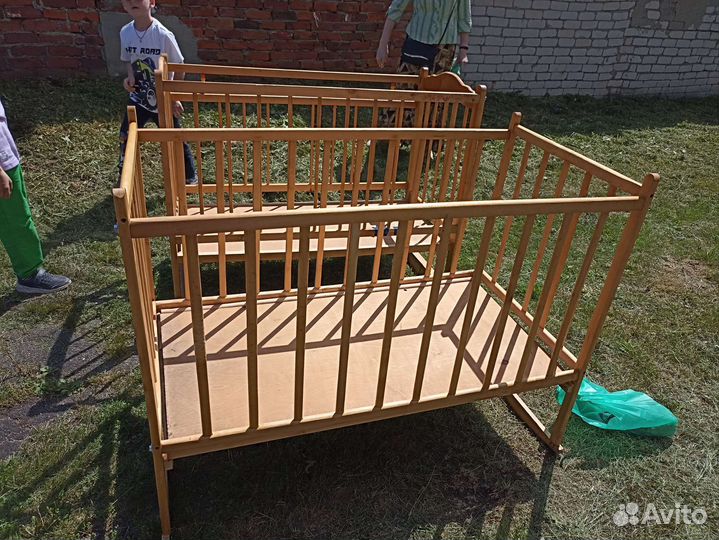 Детская кроватка