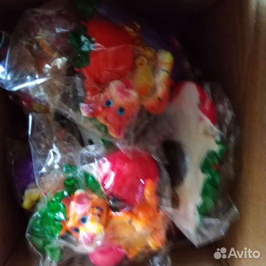 Магниты на холодильник