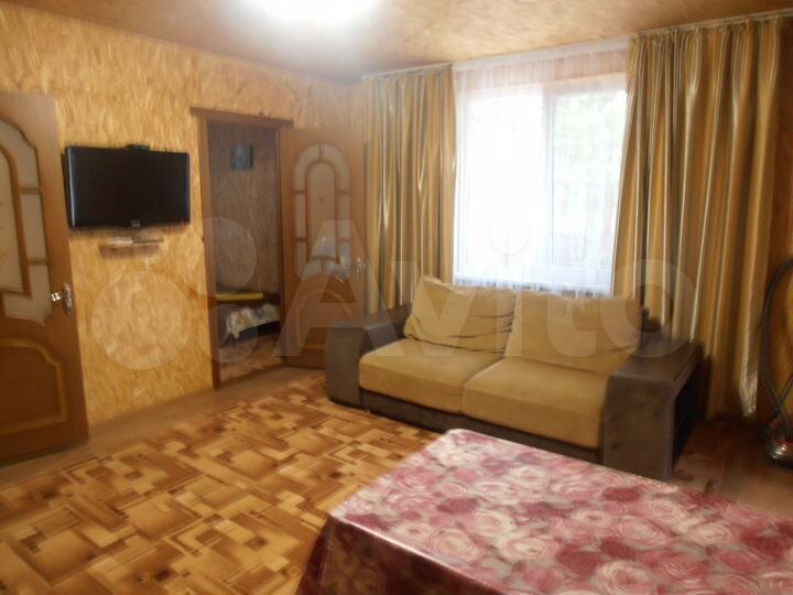 Дом 48 м² на участке 3 сот.