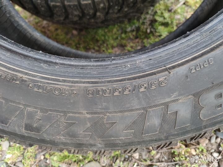 Комплект зимней резины Bridgestone 235 55 R18 Б/у