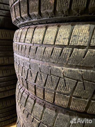 Bridgestone Blizzak Revo GZ 215/55 R17 94S