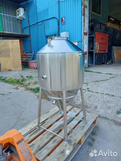 Цкт 1150 л из нержавейки с горловиной на 8 дюймов