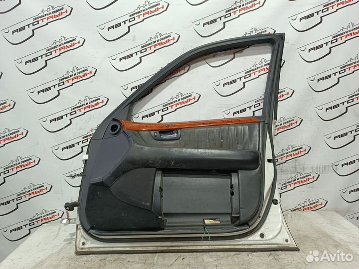 Дверь toyota lexus celsior LS430 UCF30 UCF31 6700150060 передняя правая белый, 072 FA326