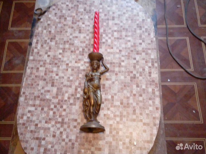 Подсвечник