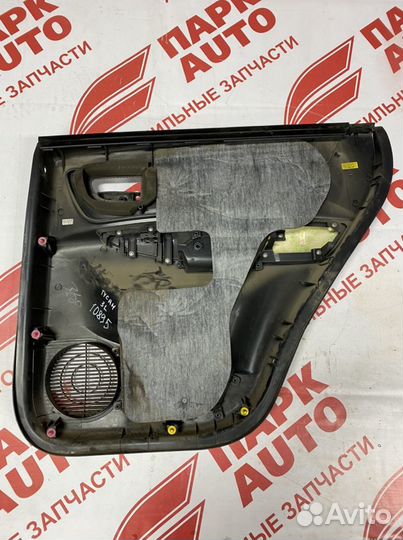 Обшивка двери Hyundai Tuscon 2007