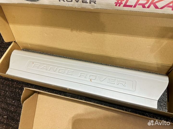 Накладки на пороги для Range Rover L405 L494