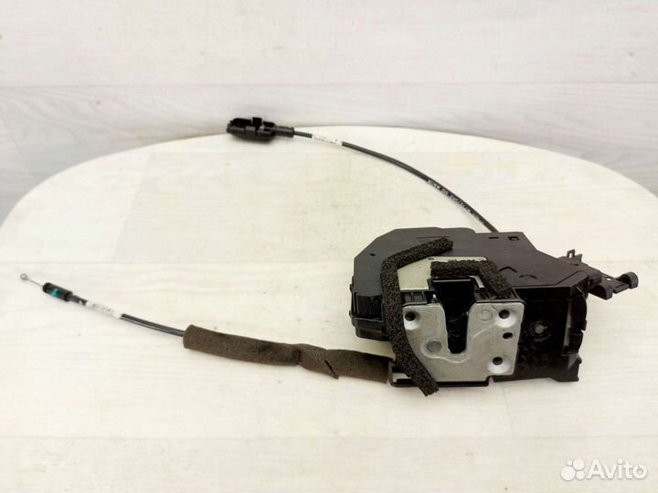 Замок двери задний левый Renault Megane 3