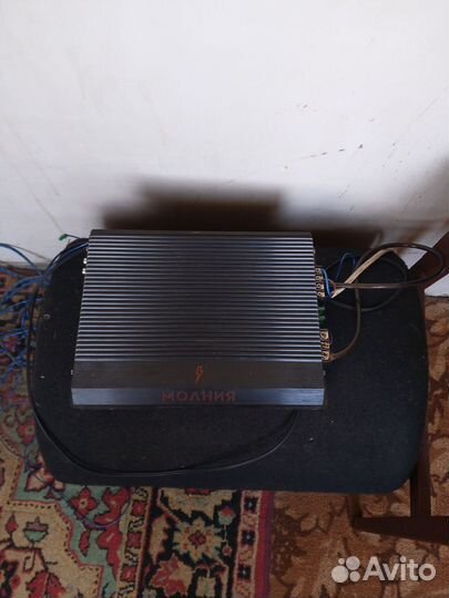 Продам сабвуфер и усилок + все провода