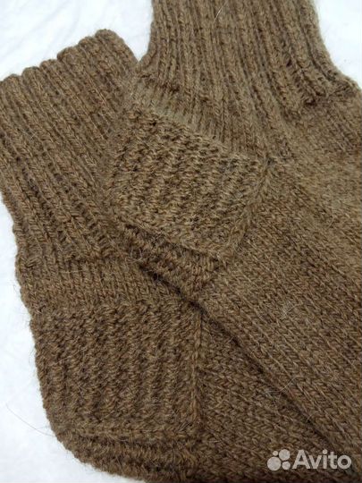 Вязаные носки из верблюжьей шерсти