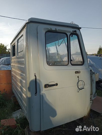 ЗИЛ на запчасти или под востоковедения