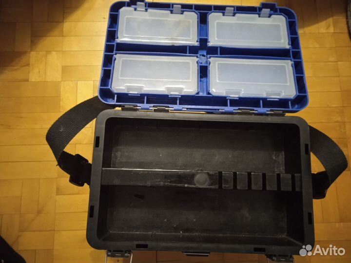 Рыболовный ящик