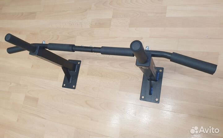 Турник настенный Torneo