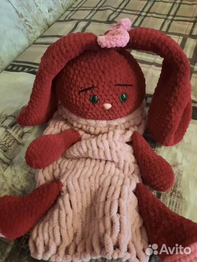 Вязаные игрушки зайка