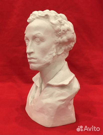 Бюст. А.С. Пушкин. Фарфор. Бисквит. СССР