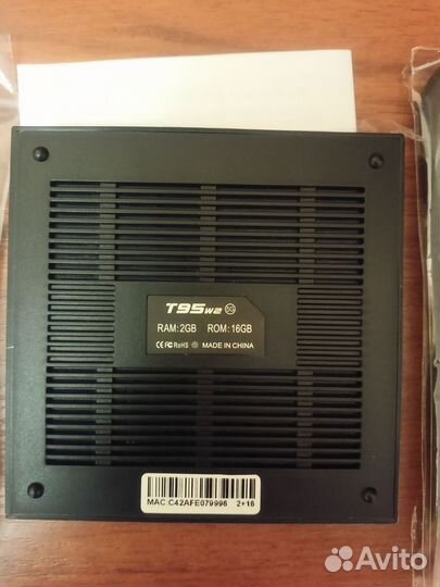 Tv box T95W2 2-16gb новый