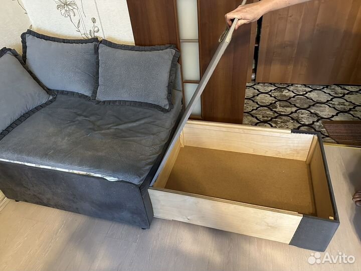 Диван угловой