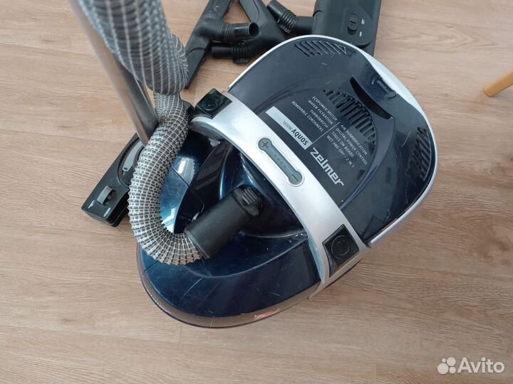 Пылесос Zelmer aquos 1600