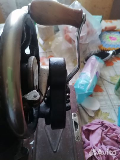 Швейная машинка подольская ручная