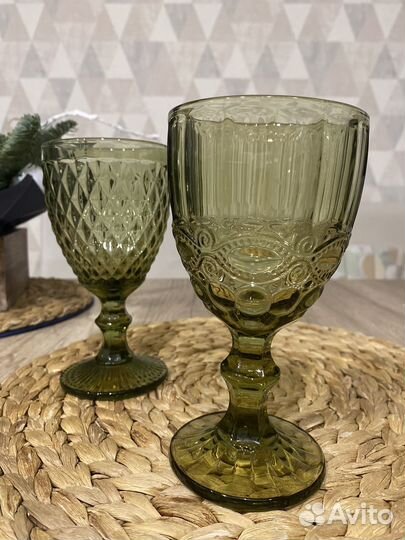 Бокалы из цветного стекла