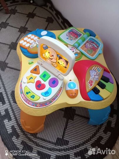 Развивающий столик fisher price