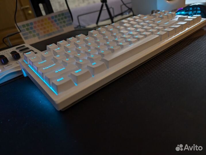 Игровая механическая клавиатура