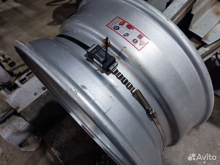 Датчики давления в шинах для грузовых автомобилей