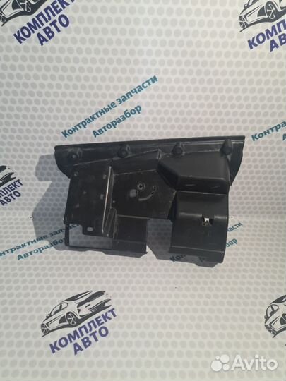 Накладка торпедо от Mitsubishi Lancer X (2007—2010