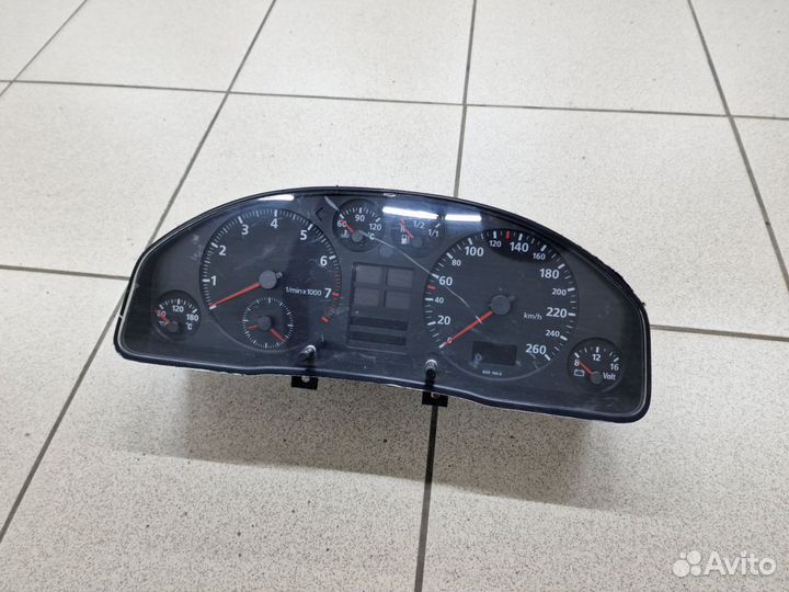 Приборная панель (Щиток) на Audi A4 B5 8D0919034C