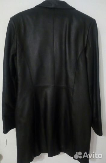 Кожаный пиджак женский 46