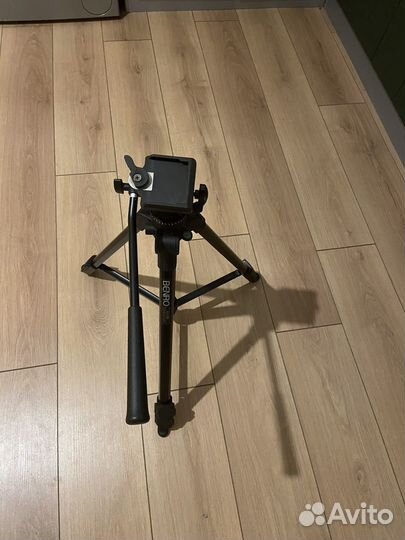 Штатив Benro для фотоаппарата