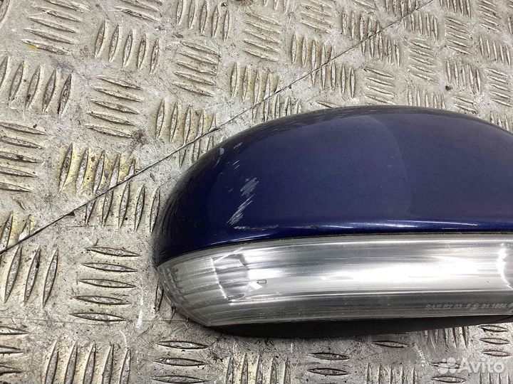 Зеркало правое Volkswagen Passat