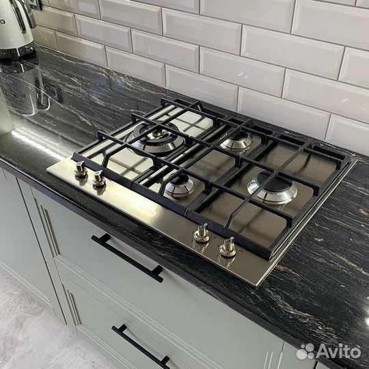 Кухни на заказ. Угловая кухня