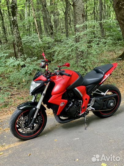 Honda cb1000r