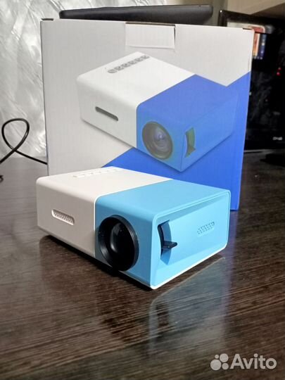 Мини проэктор
