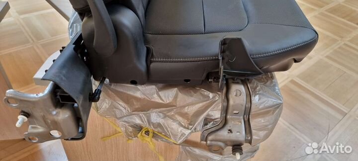 3 ряд сидений toyota land cruiser 200