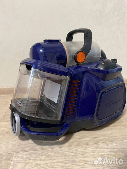 Пылесос с контейнером для пыли Electrolux zspc2000