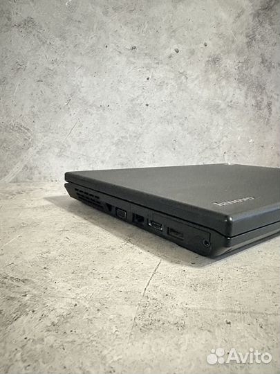 Lenovo thinkpad L520 i3-2350M / 4Gb / 750Gb HDD