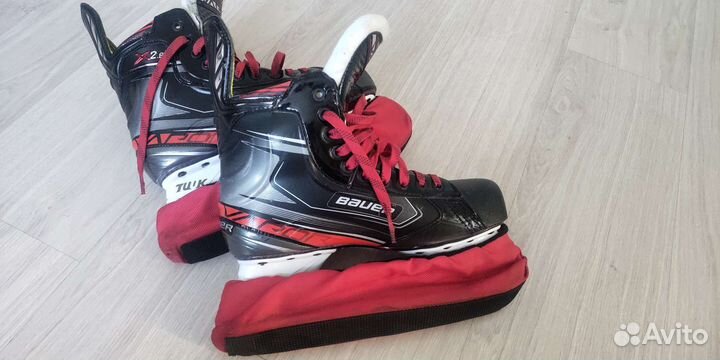 Хоккейные коньки bauer vapor x2.9