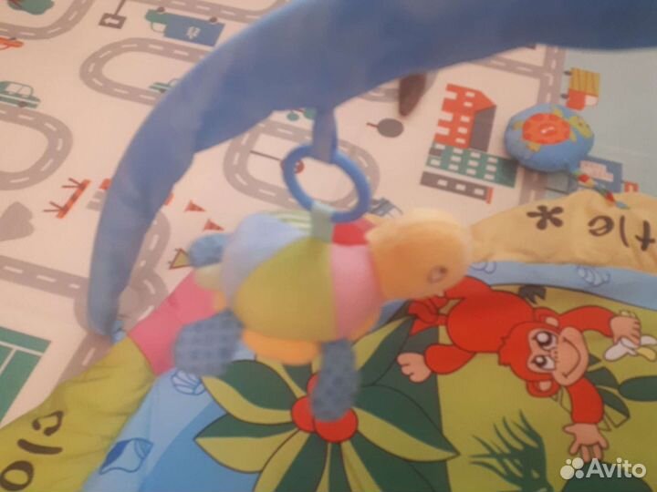 Развивающийся коврик