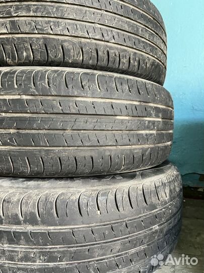 Kumho Solus HS61 215/60 R17 96H