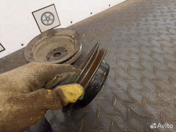 Шкив для Mitsubishi Pajero 1 4D56