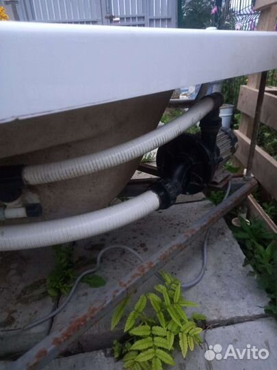 Ванна джакузи