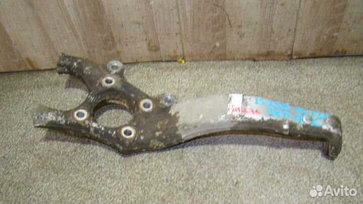 Кулак поворотный П/Л Lexus IS (XE20)