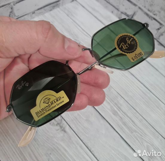 Солнцезащитные очки Ray Ban Octagonal RB3556