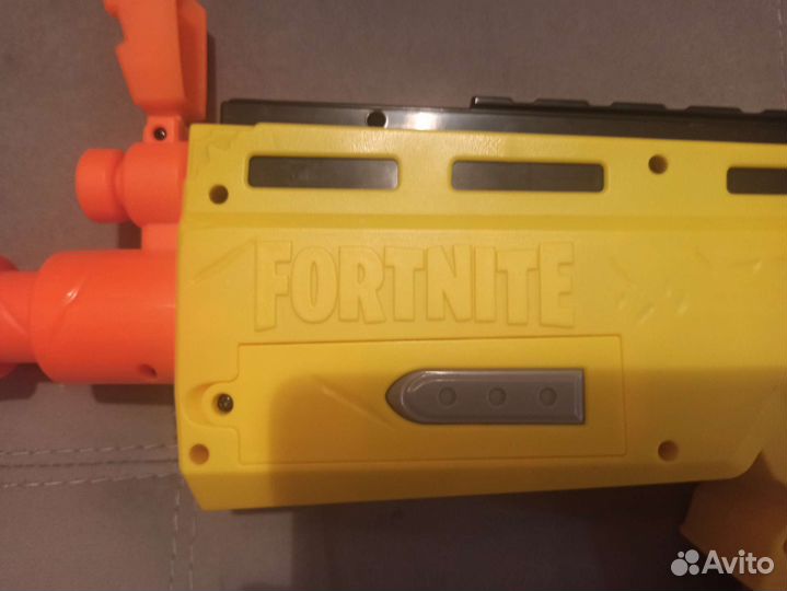 Бластер nerf