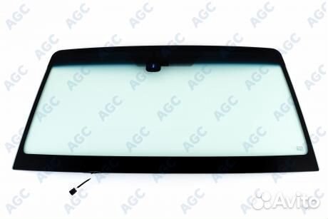 Стекло лобовое Mitsubishi Pajero