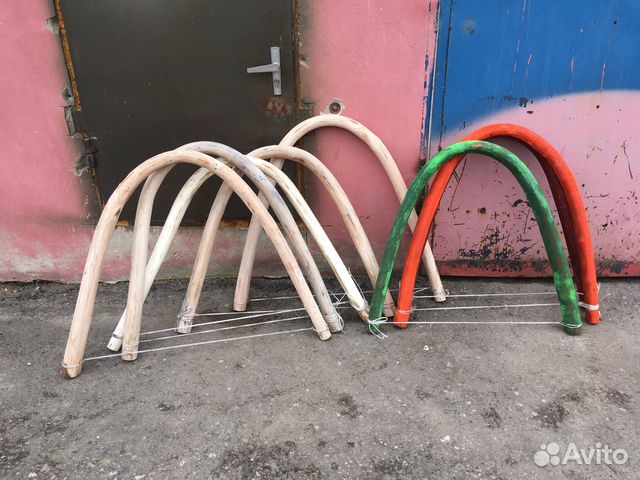 Шенкурский музей. Конские дуги. Дуга хомут для лошади. Дуга для лошади. Дуга для лошади.