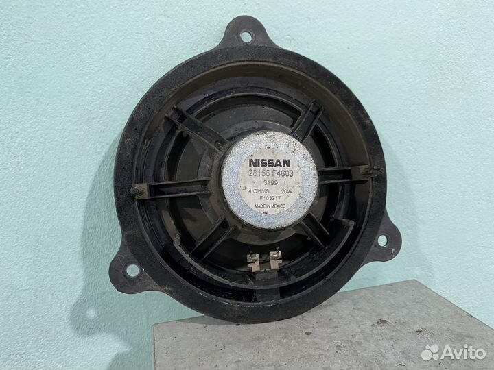 Динамик задний правый Nissan tiida C11