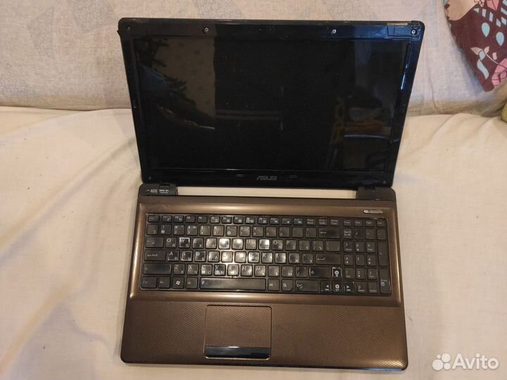 Ноутбук asus X52J