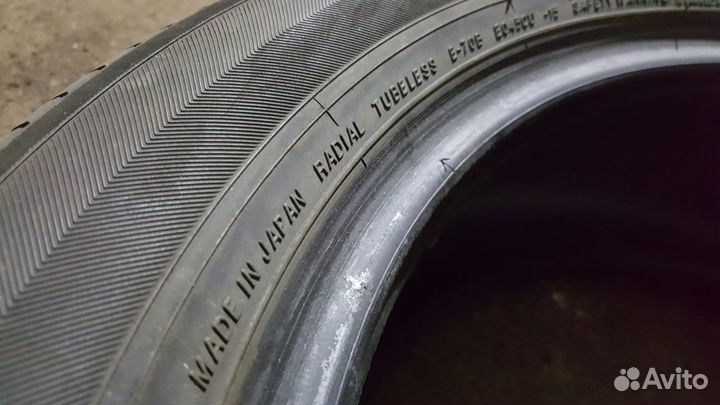 Yokohama dB Decibel E70 215/55 R17